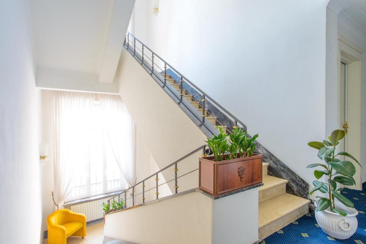 Palace Hotel Domus Mea Riccione Esterno foto