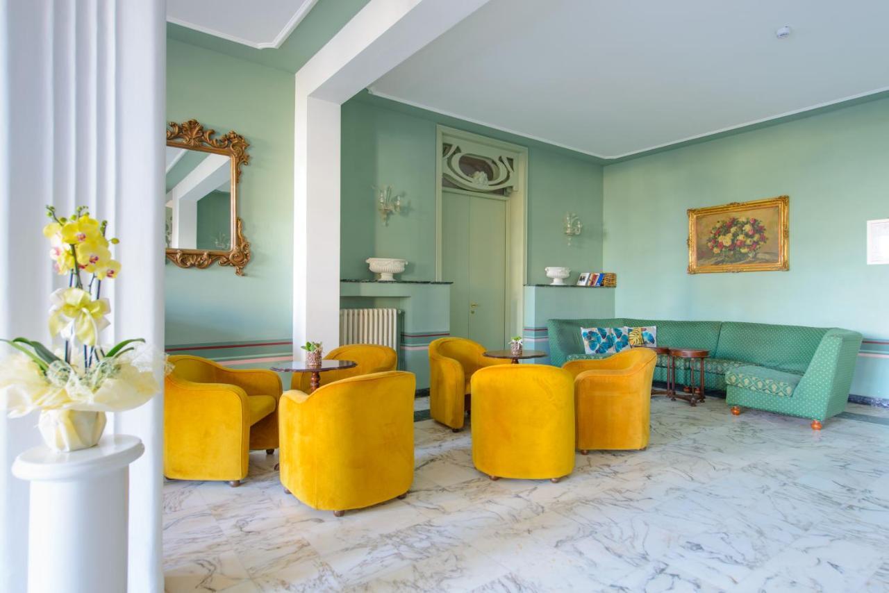 Palace Hotel Domus Mea Riccione Esterno foto