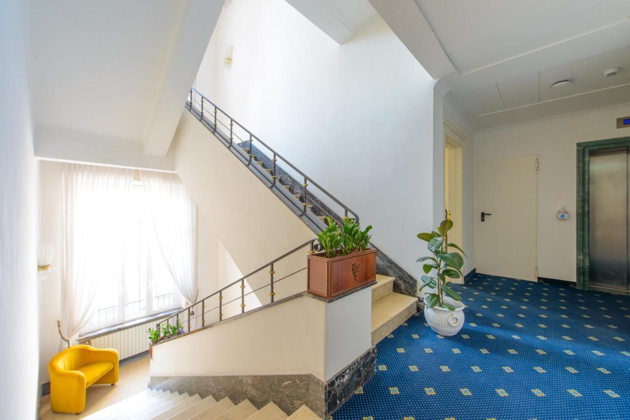 Palace Hotel Domus Mea Riccione Esterno foto